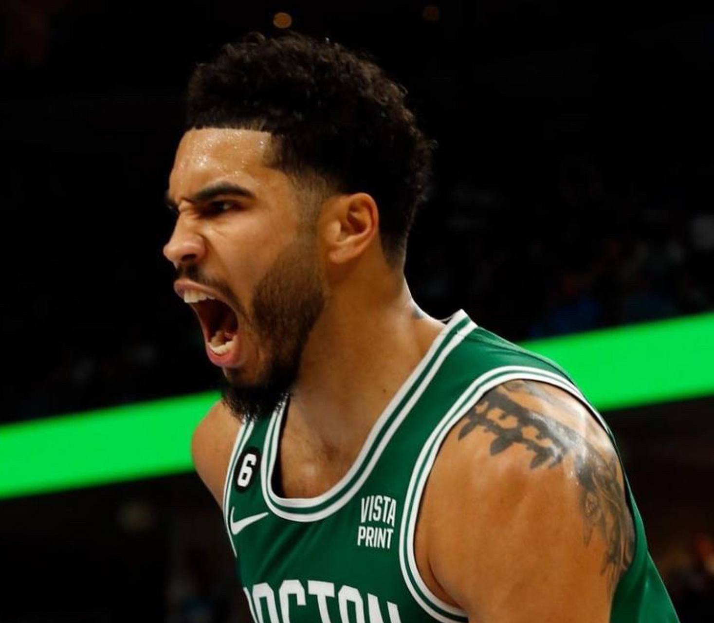 开云-关于塔图姆回归赛场，关键助攻首场状态亮眼，公牛观众沸腾！的信息